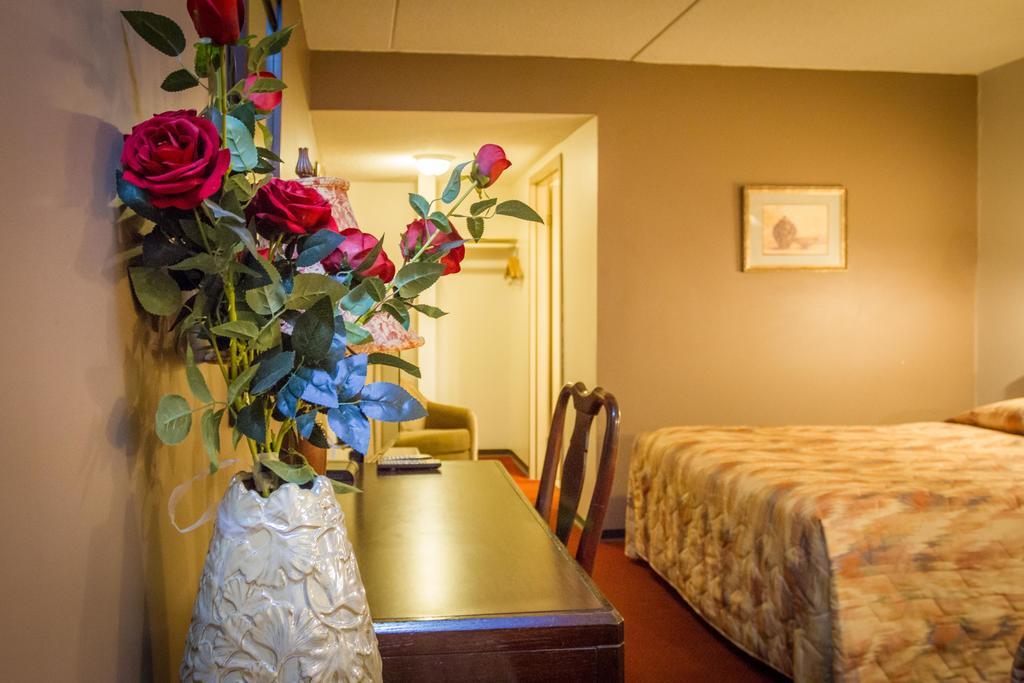 Niagara Falls Motor Lodge エクステリア 写真