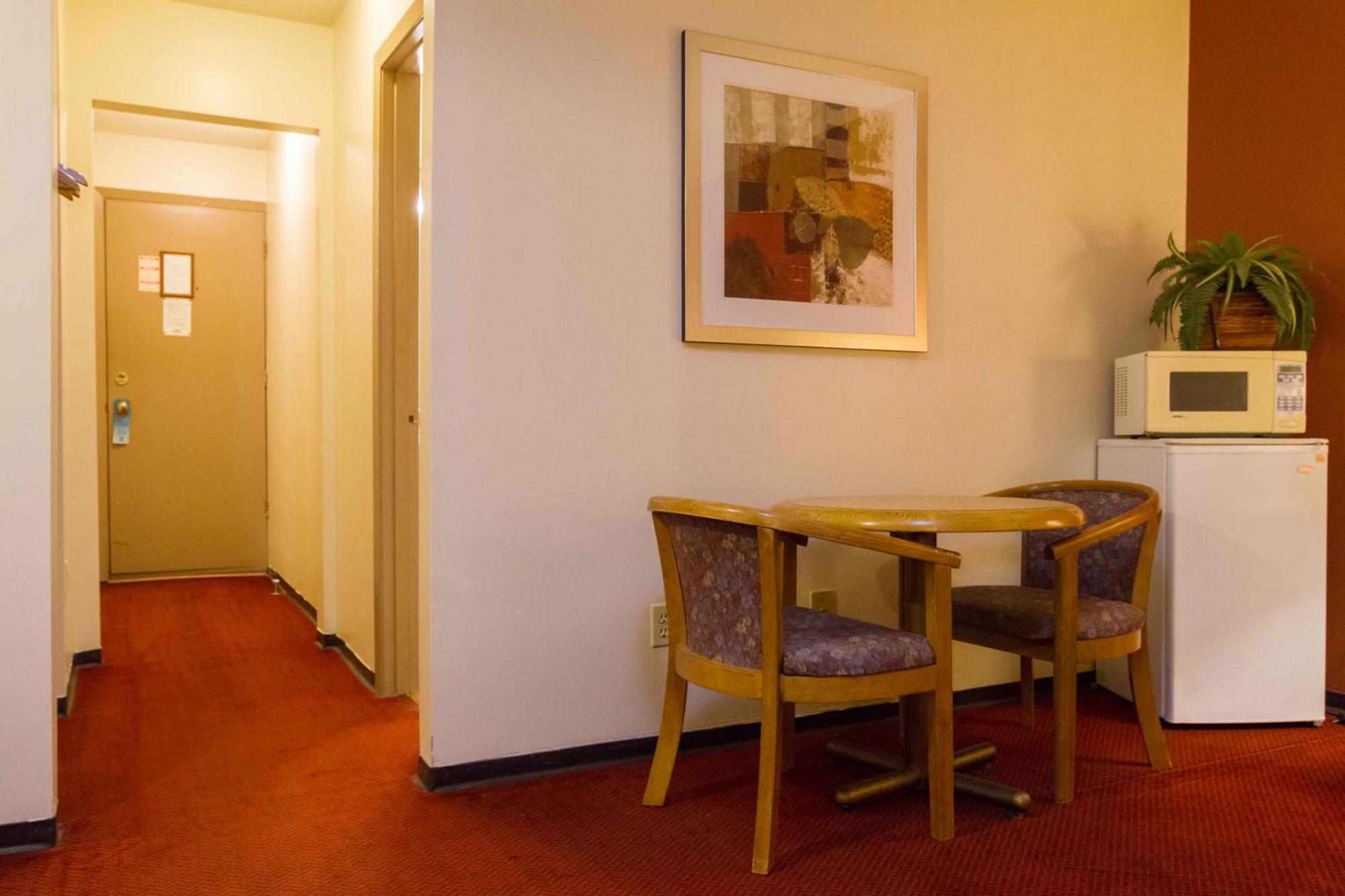 Niagara Falls Motor Lodge 部屋 写真